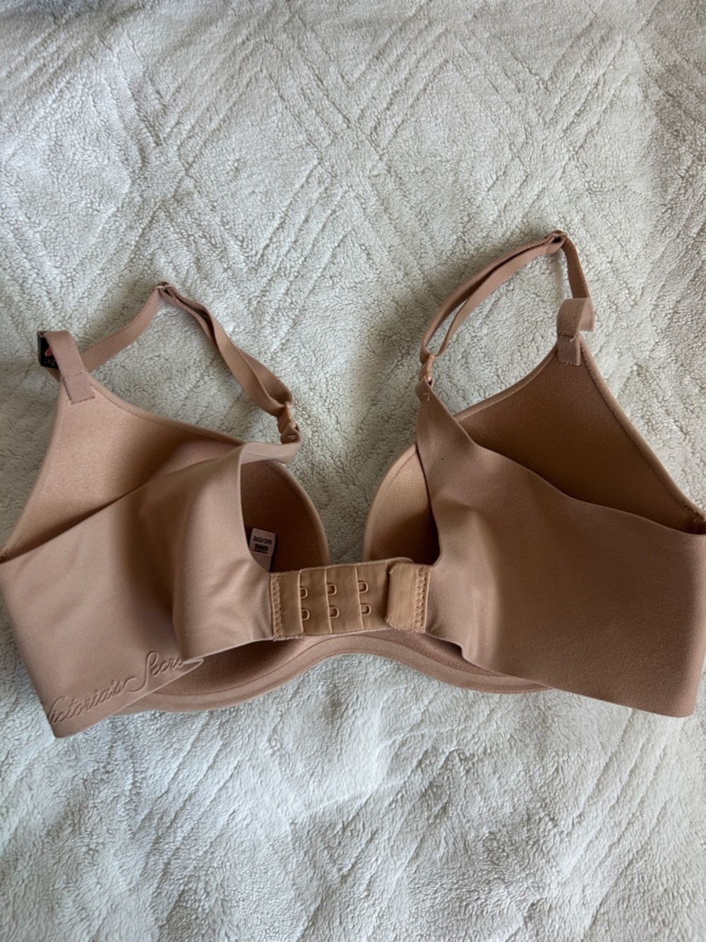 VS. Perfect shape push up bra. 32C - Picture 2 of 8
